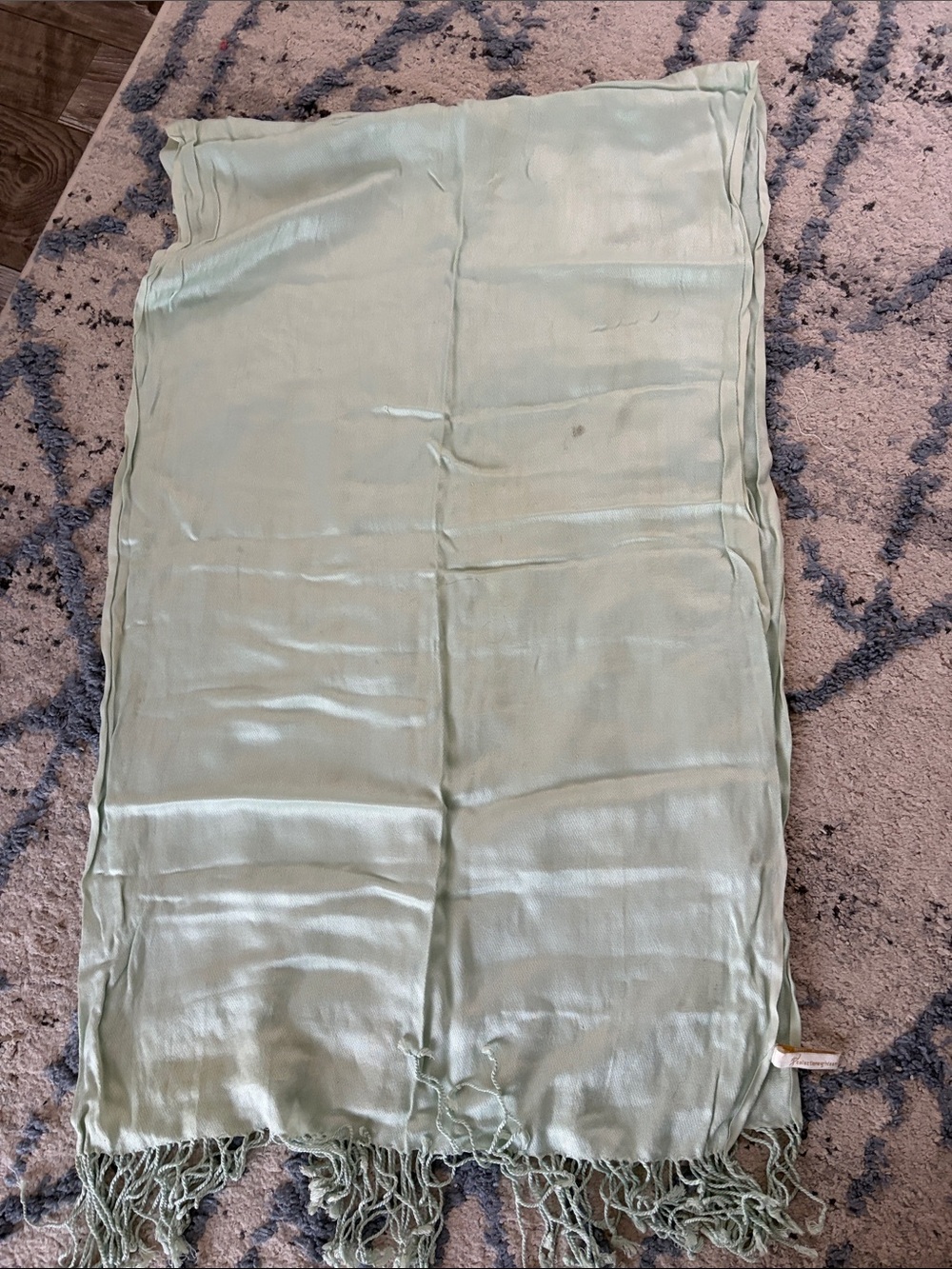 Long mint green scarf with fringe ends - Picture 3 of 4